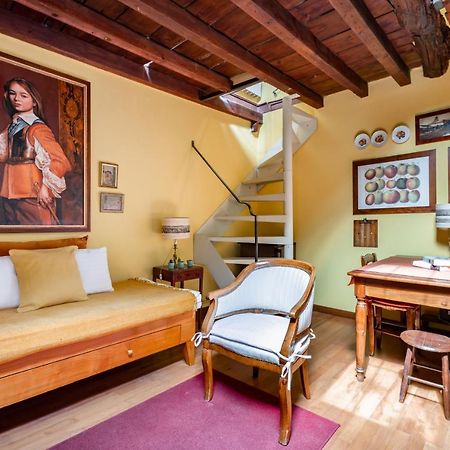 Апартаменты Brera Cosy Studio On 2 Levels! Милан Экстерьер фото