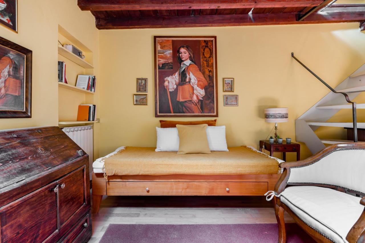 Апартаменты Brera Cosy Studio On 2 Levels! Милан Экстерьер фото