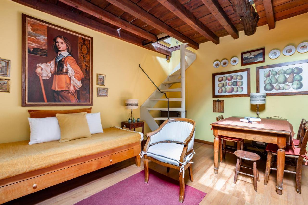 Апартаменты Brera Cosy Studio On 2 Levels! Милан Экстерьер фото